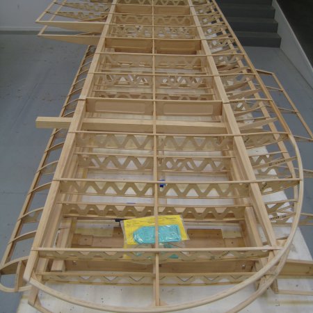 BE 2 C 062 Wing
