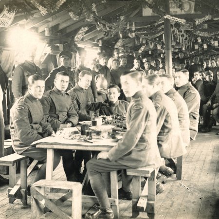 062 British Troops In Mess Tent Christmas 1918
