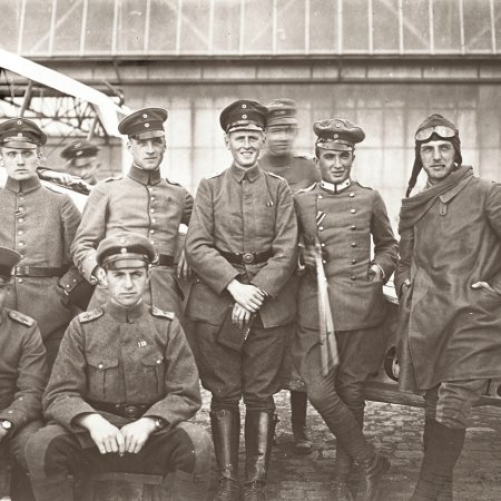 079 German Pilot And Officers