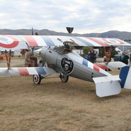 Wanaka 2006 Nieuport 9